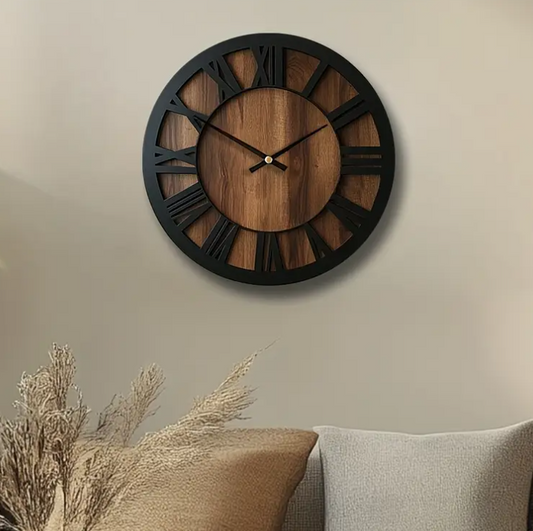 Wanduhr aus Holz