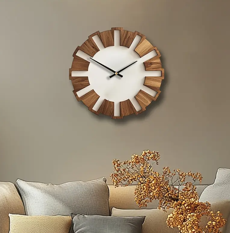 Horloge Murale en Bois Élégante