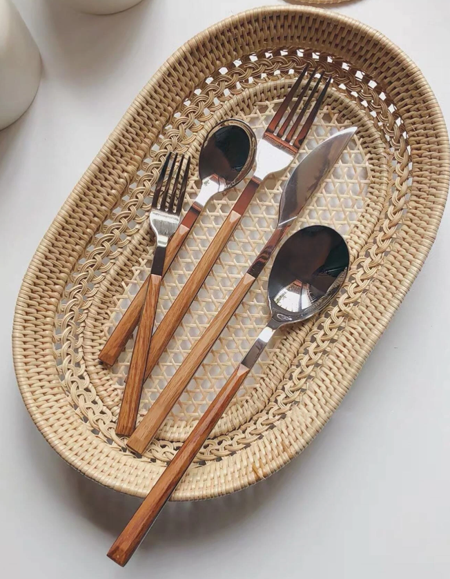 Set de Couverts en Bois Élégant